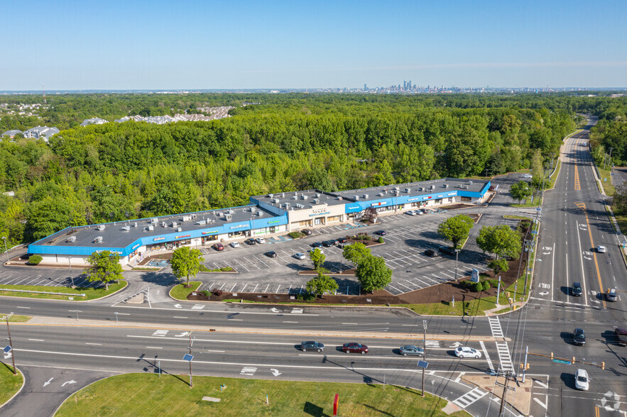 1692 Clements Bridge Rd, Deptford, NJ en alquiler - Foto del edificio - Imagen 1 de 3