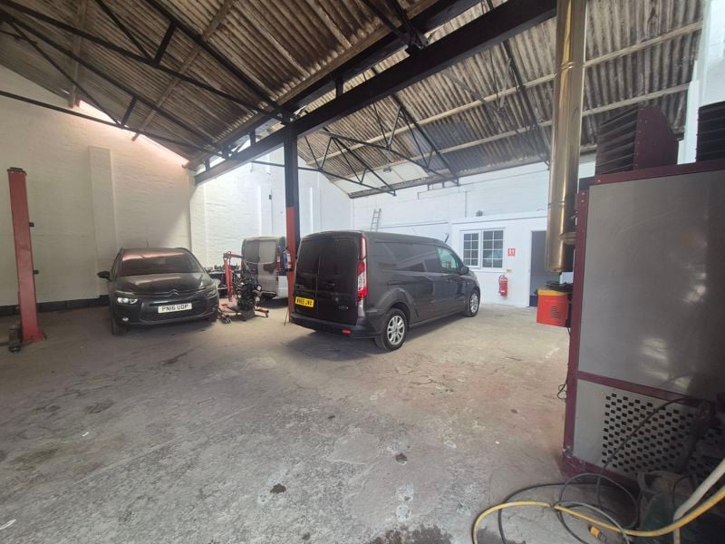 Harbour Rd, Lowestoft, SFK NR32 3LZ - Unidad 32 - - Foto del interior - Image 1 of 3