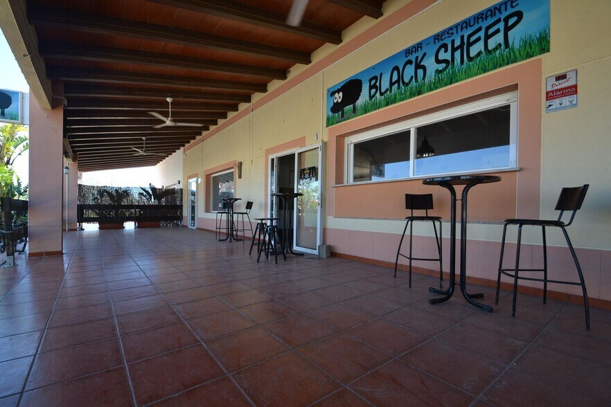 Local en Deltebre, Tarragona en venta - Foto del edificio - Imagen 2 de 7