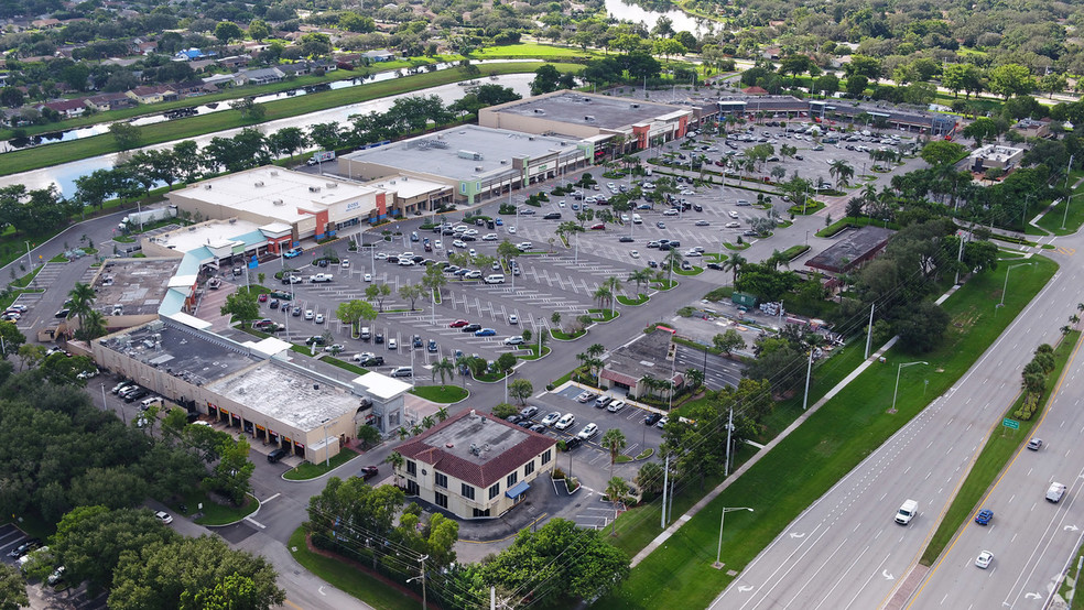 5524-5986 Flamingo Rd, Cooper City, FL en alquiler - Foto del edificio - Imagen 2 de 2