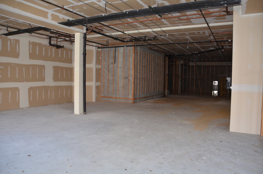 2157-2159 N Damen Ave, Chicago, IL en alquiler - Foto del interior - Imagen 3 de 27