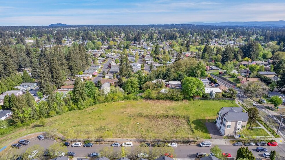 SE Steele St, Portland, OR en venta - Foto del edificio - Imagen 3 de 6