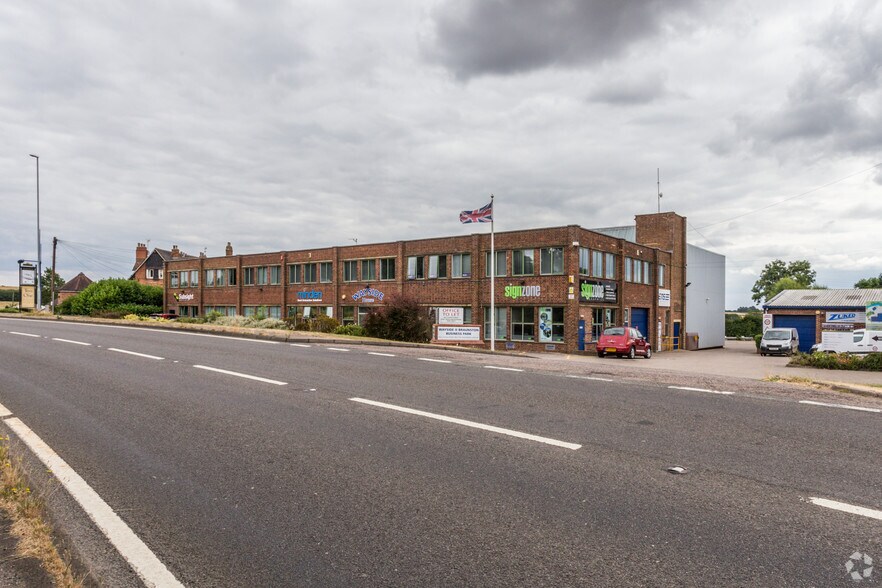 London Rd, Daventry en venta - Foto del edificio - Imagen 3 de 3