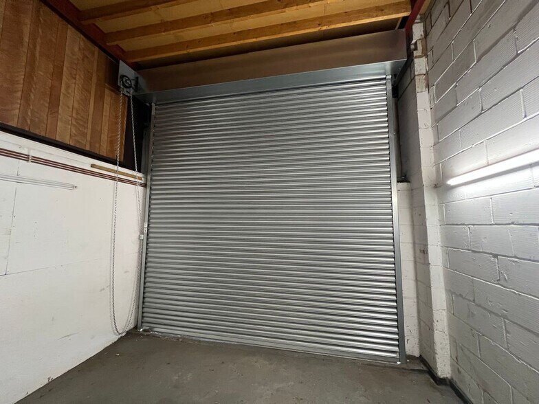 Juliet Way, South Ockendon en alquiler - Foto del edificio - Imagen 2 de 6