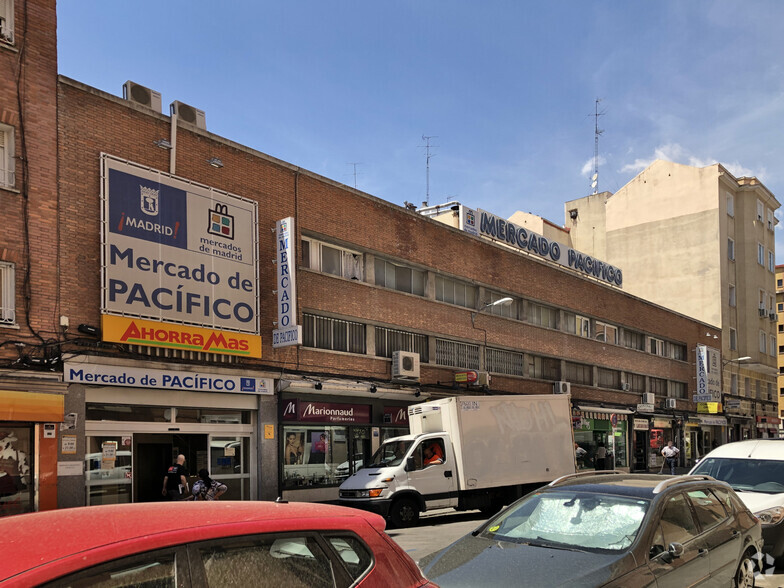 Calle De Valderribas, 30, Madrid, Madrid en alquiler - Foto del edificio - Imagen 2 de 2