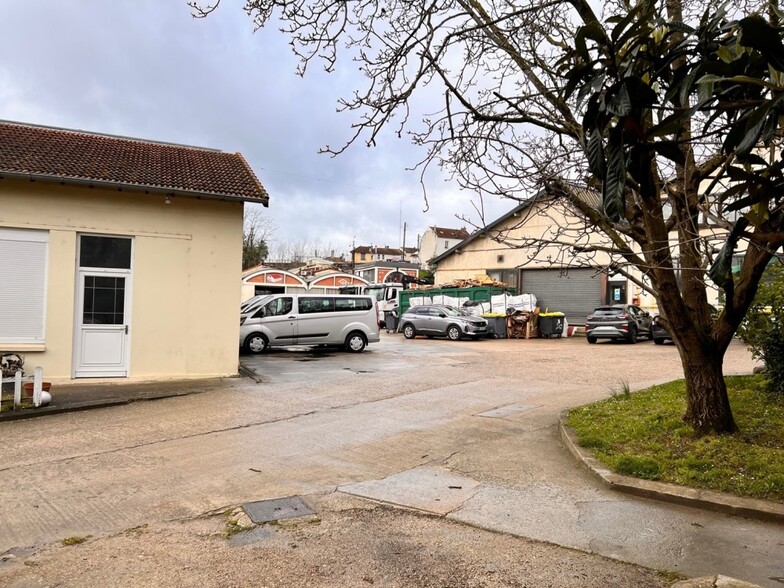 Flex en Corbeil-Essonnes en venta - Foto del edificio - Imagen 3 de 3