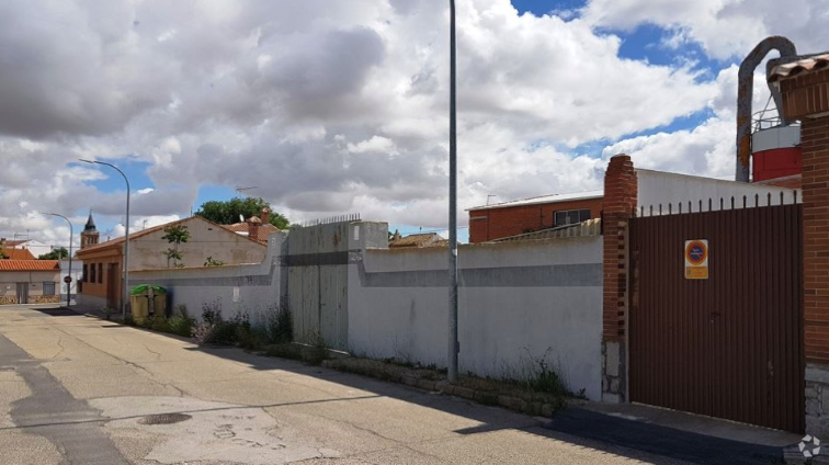 Naves en Ajofrín, Toledo en venta - Foto del edificio - Imagen 2 de 8