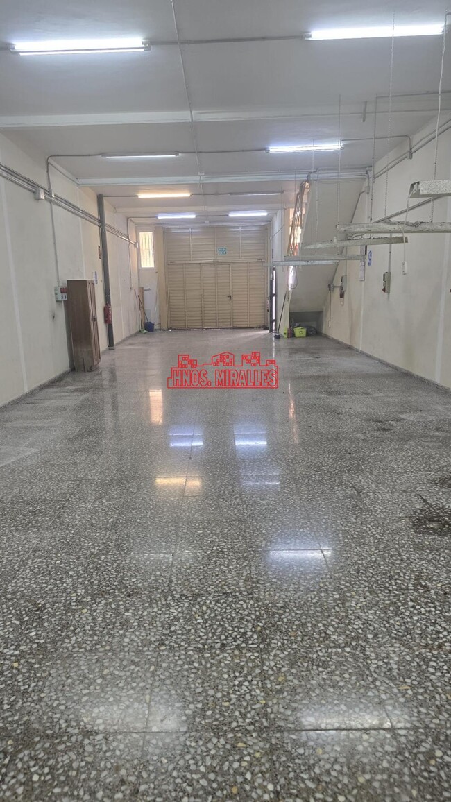 Más detalles de Nave en alquiler