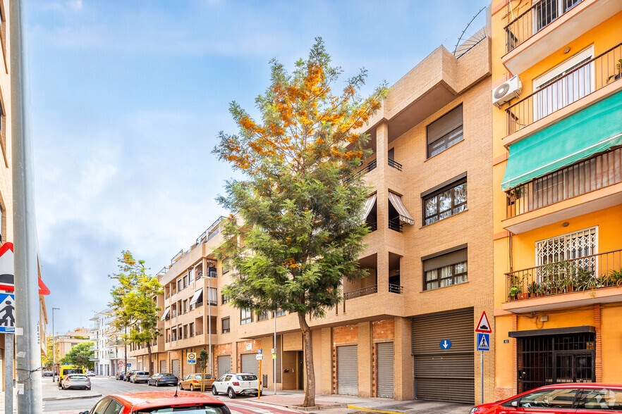 Carrer General Prim, Burjassot, Valencia en venta - Foto del edificio - Imagen 2 de 2