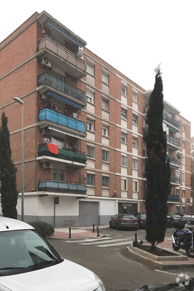 Calle de Arbolillos, 1, Torrejón De Ardoz, Madrid en venta - Foto del edificio - Imagen 2 de 2