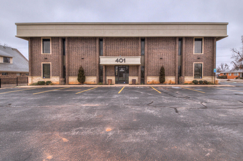 401 W Vandament Ave, Yukon, OK en alquiler Foto del edificio- Imagen 1 de 21