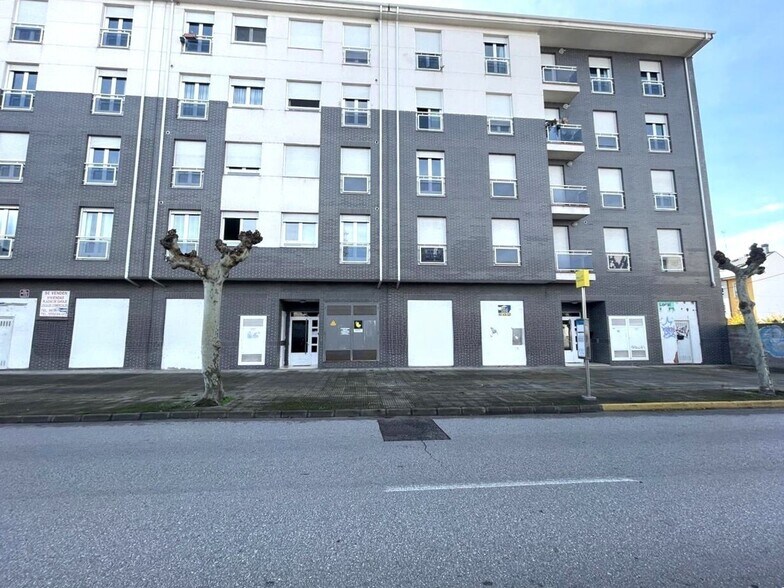 Local en Ponferrada en venta - Foto del edificio - Imagen 1 de 9