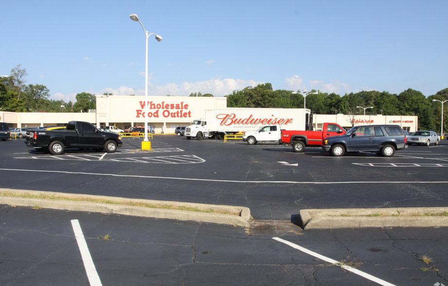 4839-4925 Jonesboro Rd, Forest Park, GA en alquiler - Foto del edificio - Imagen 1 de 16