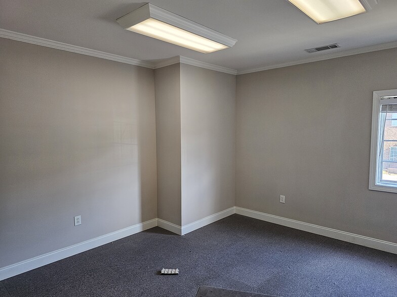 3745 Cherokee St, Kennesaw, GA en alquiler - Foto del interior - Imagen 3 de 13