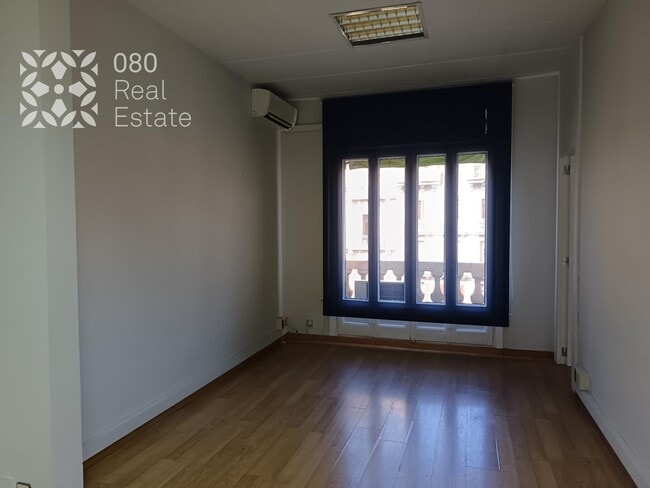 Más detalles de Oficina en alquiler