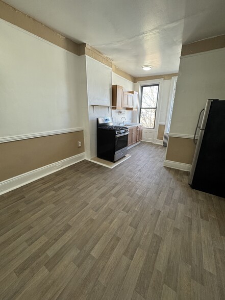 1707 Stanhope St, Ridgewood, NY en venta - Foto del edificio - Imagen 3 de 31