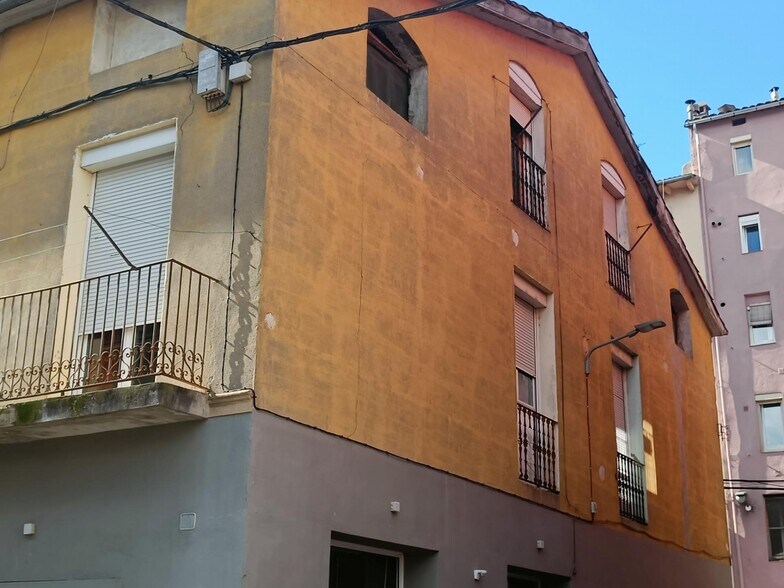 Edificio residencial en Ripoll, Gerona en venta - Foto del edificio - Imagen 3 de 27