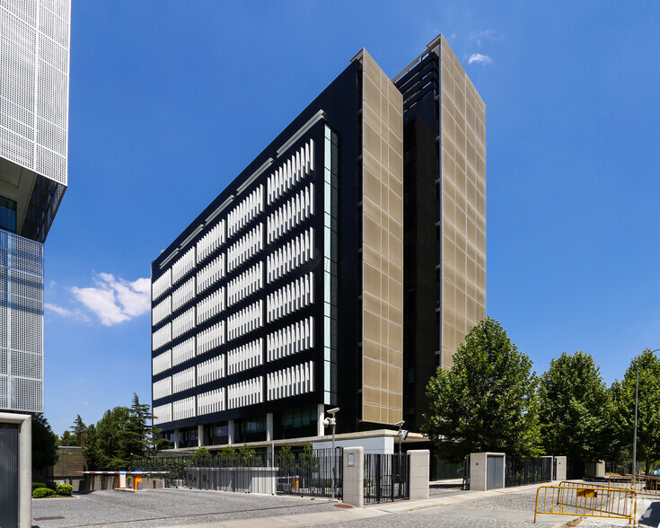 Avenida Aragón, 404-404, Madrid, Madrid en alquiler - Foto del edificio - Imagen 2 de 7