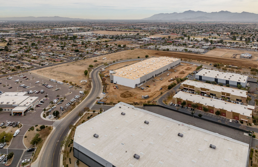 13550 W Auto Dr, Goodyear, AZ en alquiler - Foto del edificio - Imagen 3 de 6