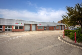 87C Whitby Rd, Slough en alquiler Foto del edificio- Imagen 2 de 2