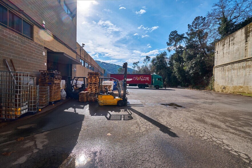 Nave en Dosrius, Barcelona en venta - Foto del edificio - Imagen 2 de 18