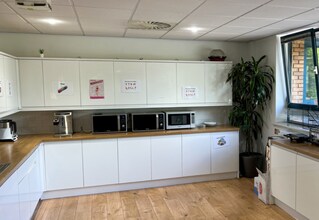 Athena Dr, Warwick en alquiler Foto del interior- Imagen 2 de 6