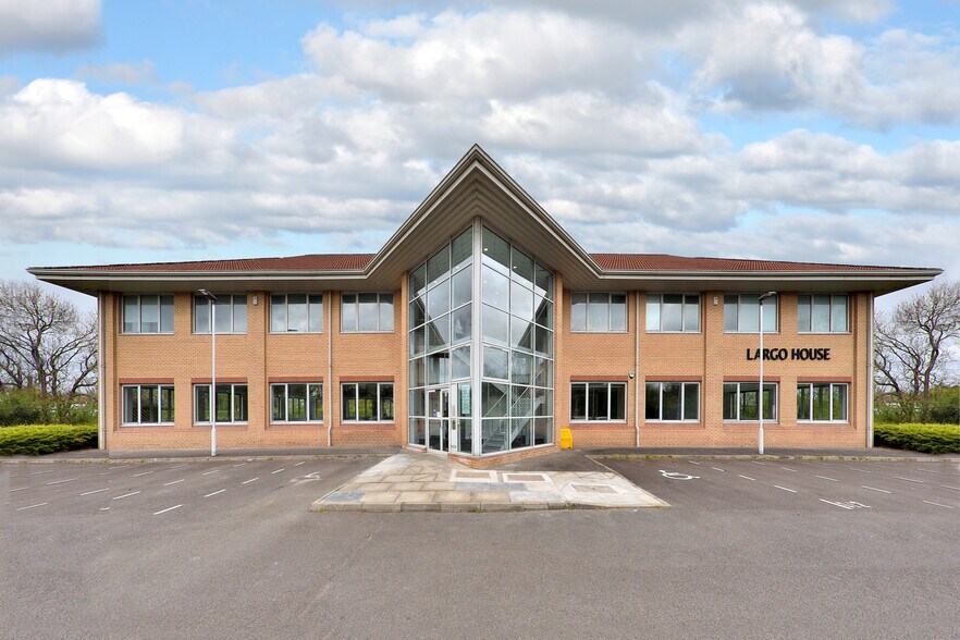Carnegie Ave, Dunfermline en alquiler - Foto del edificio - Imagen 3 de 12