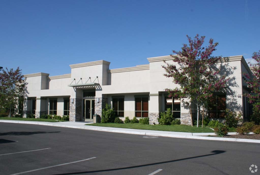 8355 Double R Blvd, Reno, NV en venta Foto principal- Imagen 1 de 14