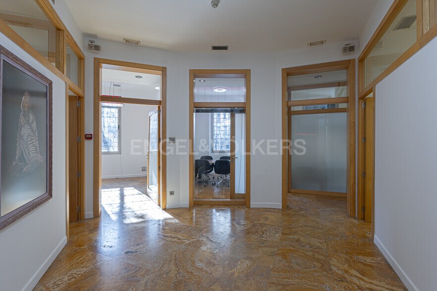 Edificio residencial en Barcelona, Barcelona en venta - Foto del interior - Imagen 3 de 3