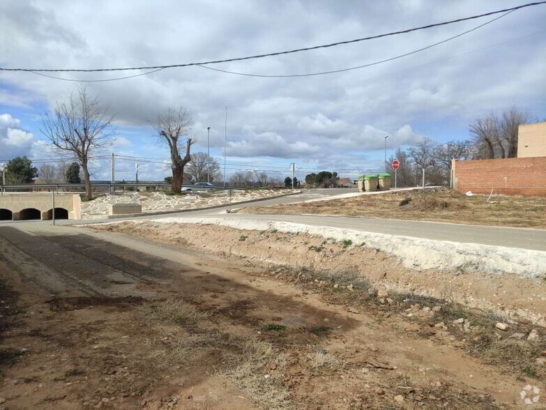 Terrenos en Layos, Toledo en venta - Foto del edificio - Imagen 2 de 10