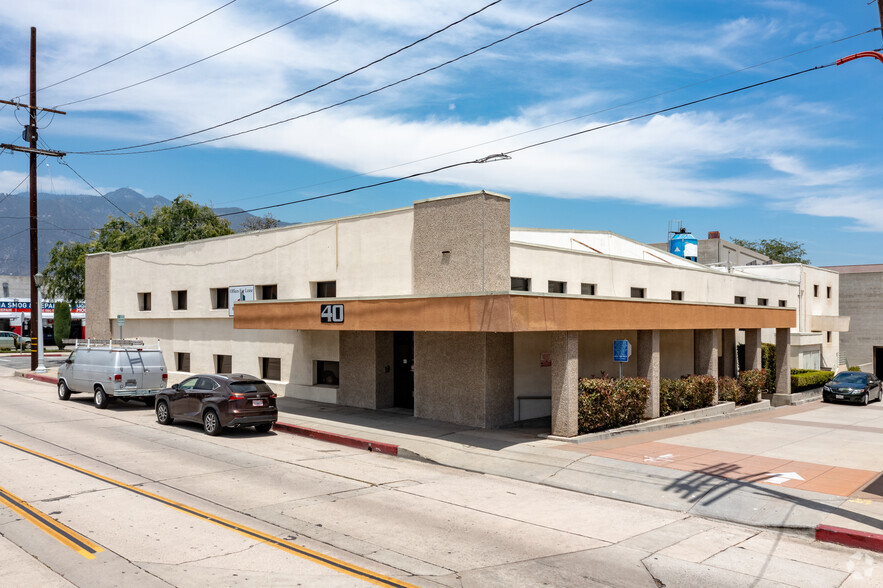 133 N Altadena Dr, Pasadena, CA en alquiler - Foto del edificio - Imagen 3 de 23