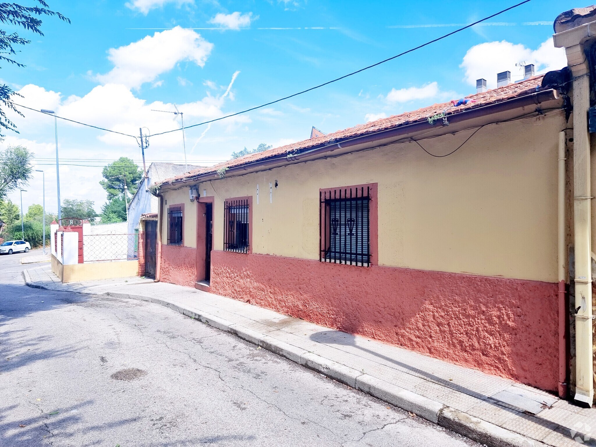 Calle Cordel del Butarrón, 4, Mejorada del Campo, Madrid en venta Foto principal- Imagen 1 de 1