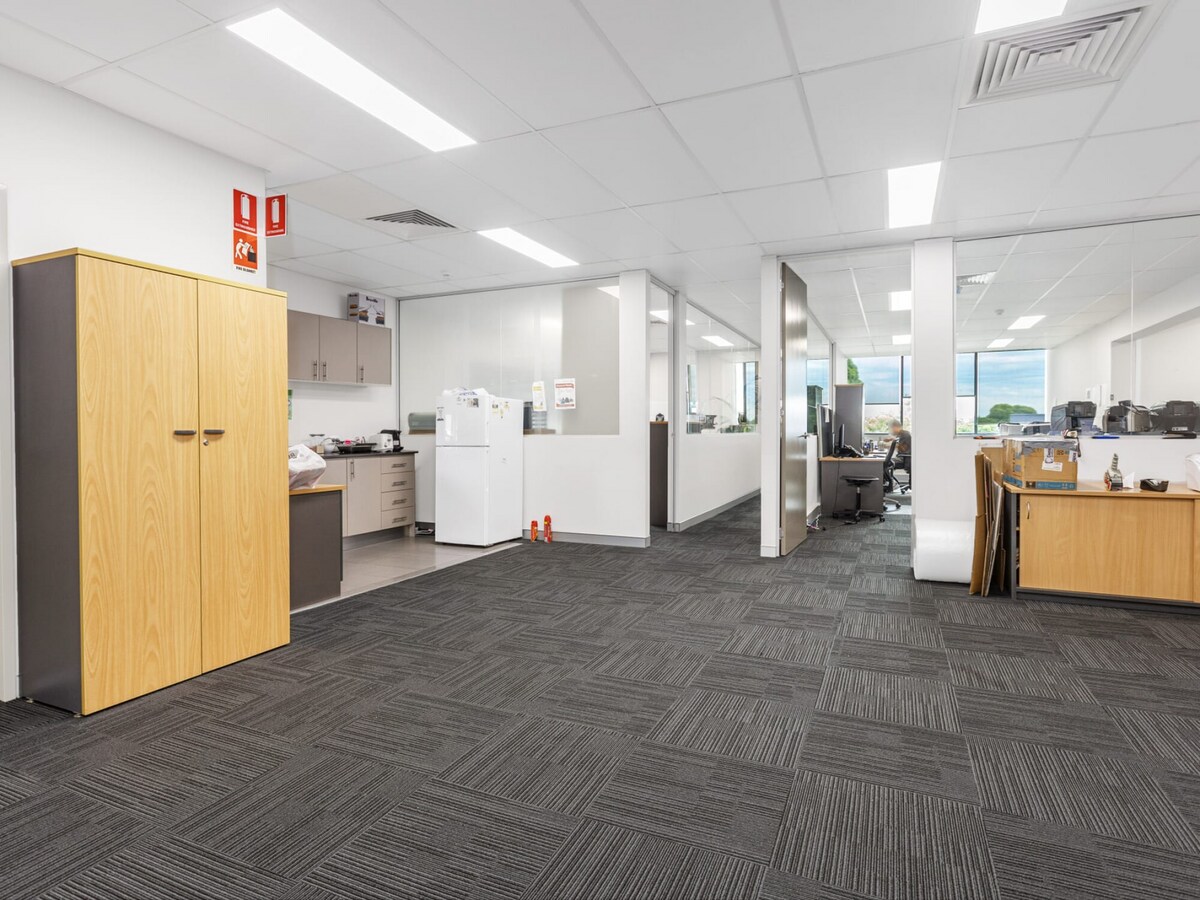 27 Mars Rd, Lane Cove West, NSW 2066 - Unidad 301 & 302 -  - Foto del interior - Image 1 of 8