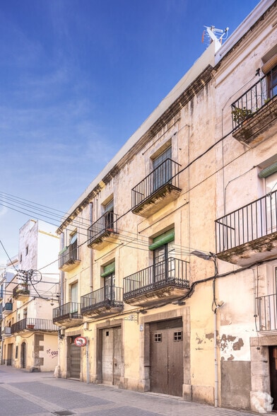 Edificio residencial en Vilanova i la Geltrú, Barcelona en venta - Foto del edificio - Imagen 2 de 12