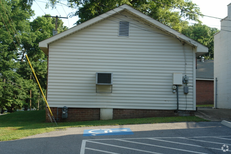 610 S Chestnut St, Gastonia, NC en venta - Foto del edificio - Imagen 1 de 2