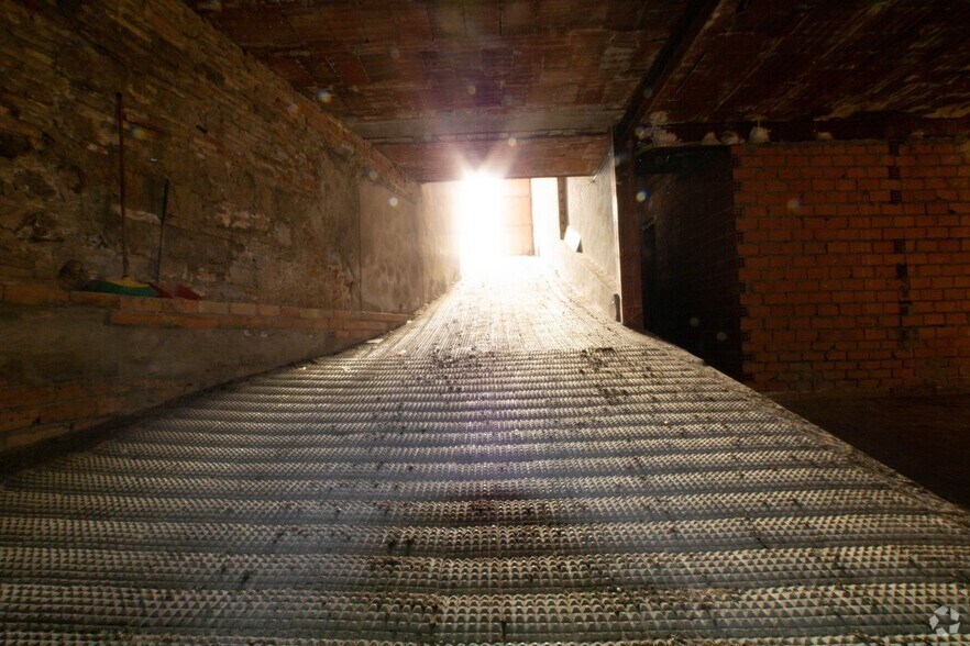 Local en Toledo, Toledo en venta - Foto del edificio - Imagen 3 de 4