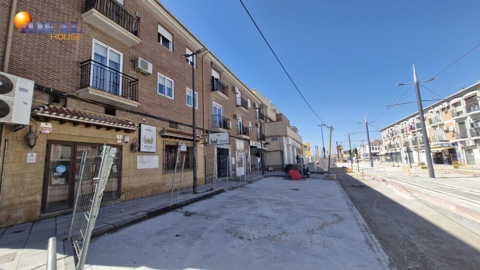Poniente, 37, Armilla, Granada en alquiler - Foto del edificio - Imagen 3 de 18
