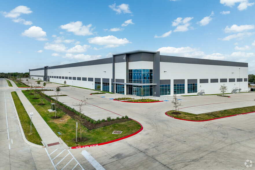 194 Commerce Center Dr, Buda, TX en alquiler - Foto del edificio - Imagen 3 de 22