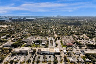 1005 NE 125th St, North Miami, FL - vista aérea  vista de mapa - Image1