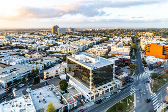 11726 San Vicente Blvd, Los Angeles, CA - vista aérea  vista de mapa - Image1