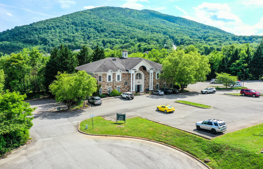 192 Summerfield Ct, Troutville, VA en venta - Foto del edificio - Imagen 1 de 4