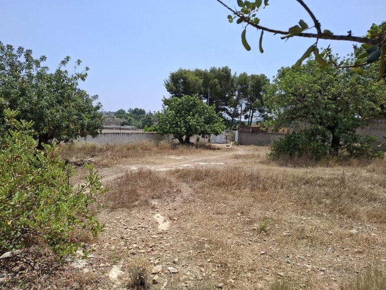 Terreno en La Pobla de Vallbona, Valencia en venta - Foto del edificio - Imagen 3 de 12