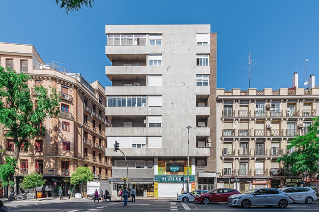 Más detalles de Calle de Bravo Murillo, 203, Madrid - Local en alquiler