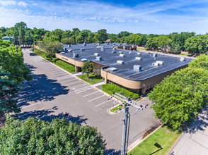 8100 Old Cedar Ave, Bloomington, MN - vista aérea  vista de mapa - Image1