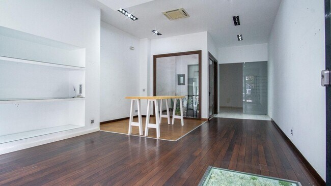 Más detalles de Local en alquiler