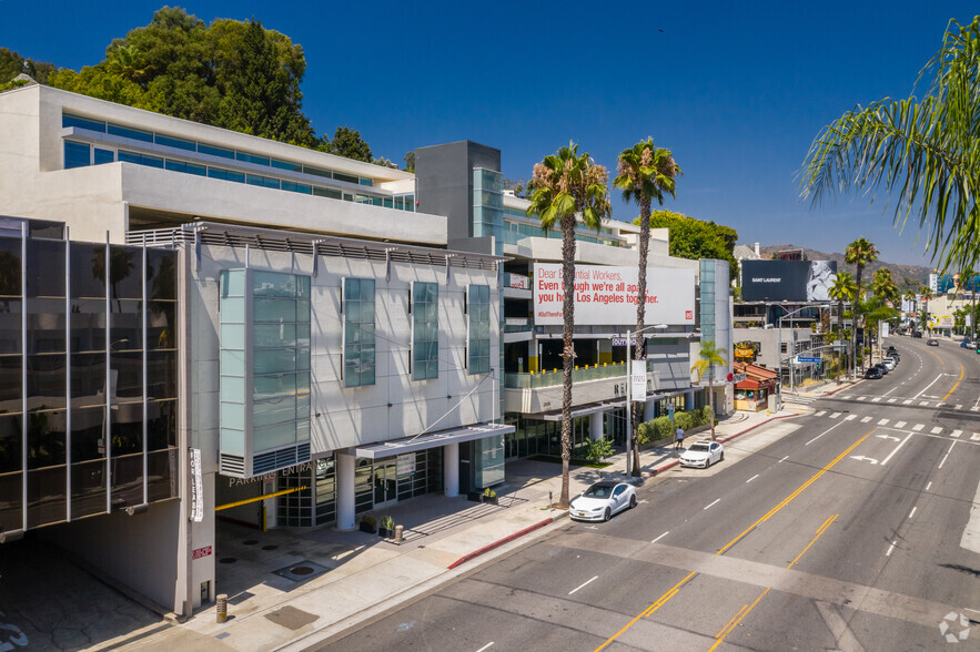 8305 W Sunset Blvd, West Hollywood, CA en alquiler - Foto del edificio - Imagen 3 de 22