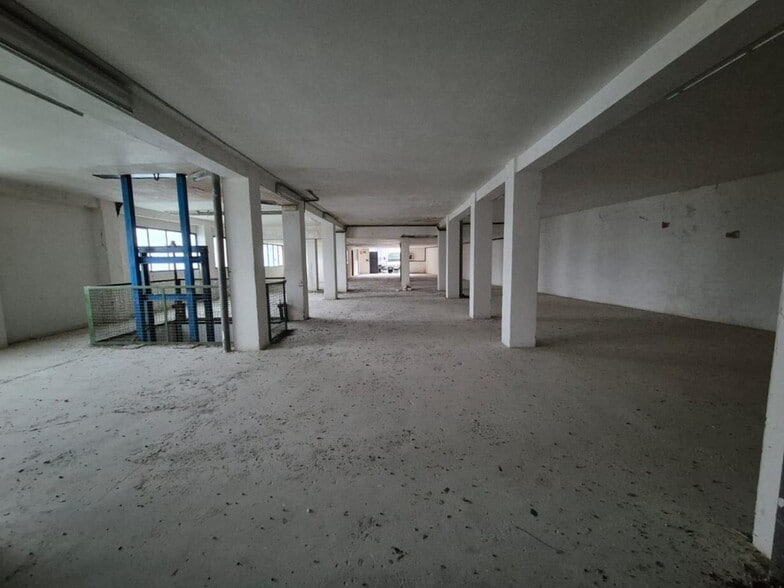 Local en Santa Cruz del Comercio en venta - Foto del edificio - Imagen 2 de 22