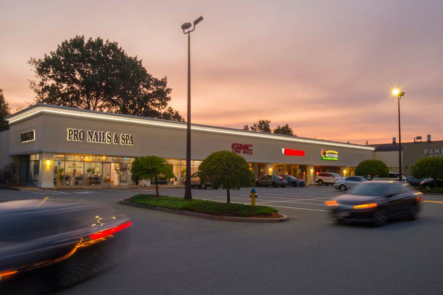 8 Spit Brook Rd, Nashua, NH en alquiler - Foto del edificio - Imagen 1 de 6