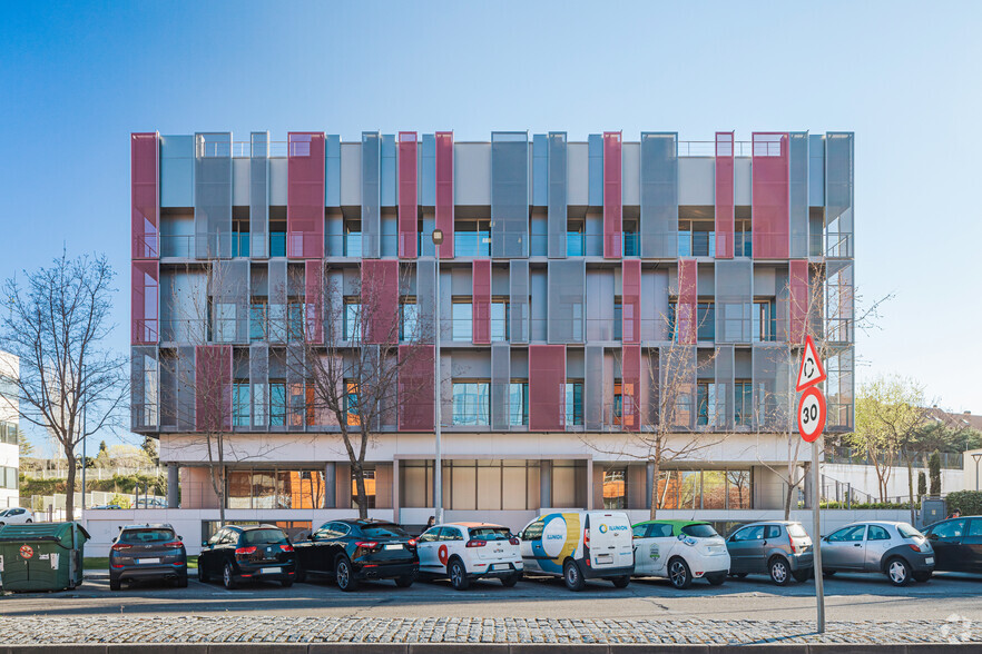 Avenida De Bruselas, 15, Alcobendas, Madrid en alquiler - Foto del edificio - Imagen 3 de 8