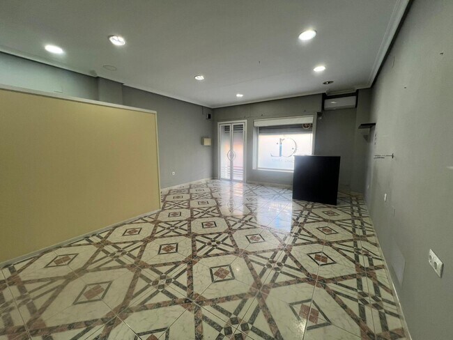 Más detalles de Local en alquiler